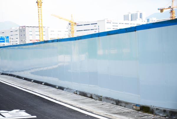 中瑞恒基建設(shè)集團有限公司鹽田現(xiàn)代物流中心二期施工總承包工程項目部 (4).JPG