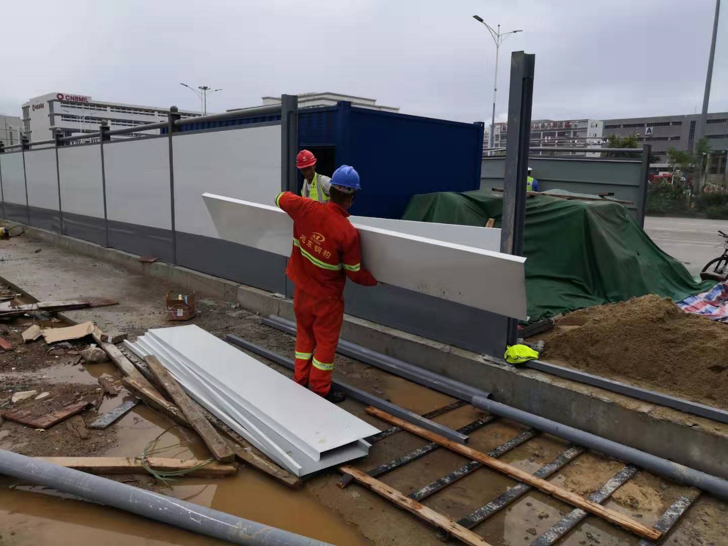 旭東PVC圍擋：超強(qiáng)實(shí)力，與您共同認(rèn)證！