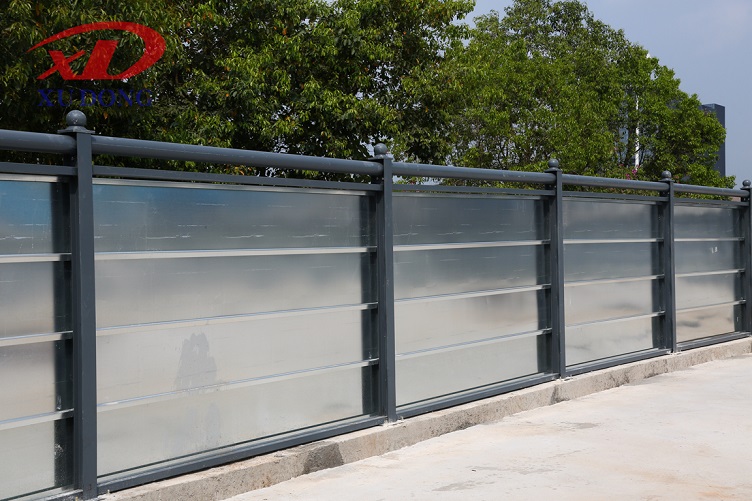 旭東鋼構(gòu)：鋼結(jié)構(gòu)圍擋有哪些規(guī)格？