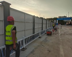 旭東鋼構(gòu)-深圳市南山區(qū)工地圍擋產(chǎn)業(yè)園區(qū)建設(shè)