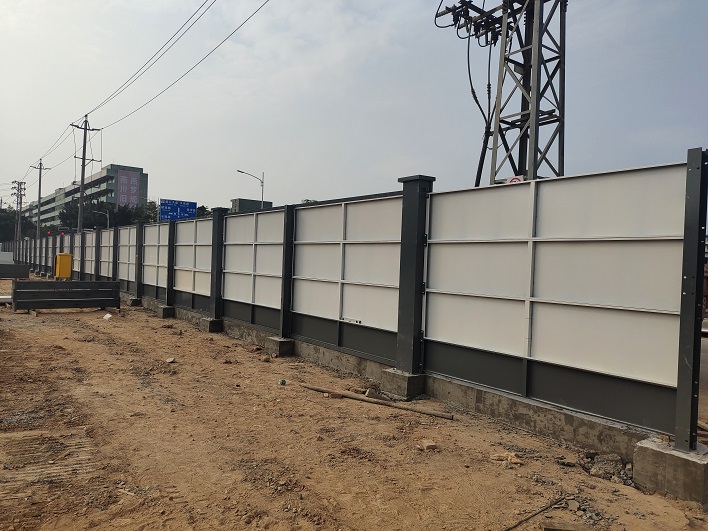 市政圍擋的選用需要具備哪方面的要求？