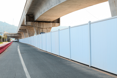 東莞PVC圍擋的主要特性，批量采購認準(zhǔn)旭東圍擋廠家